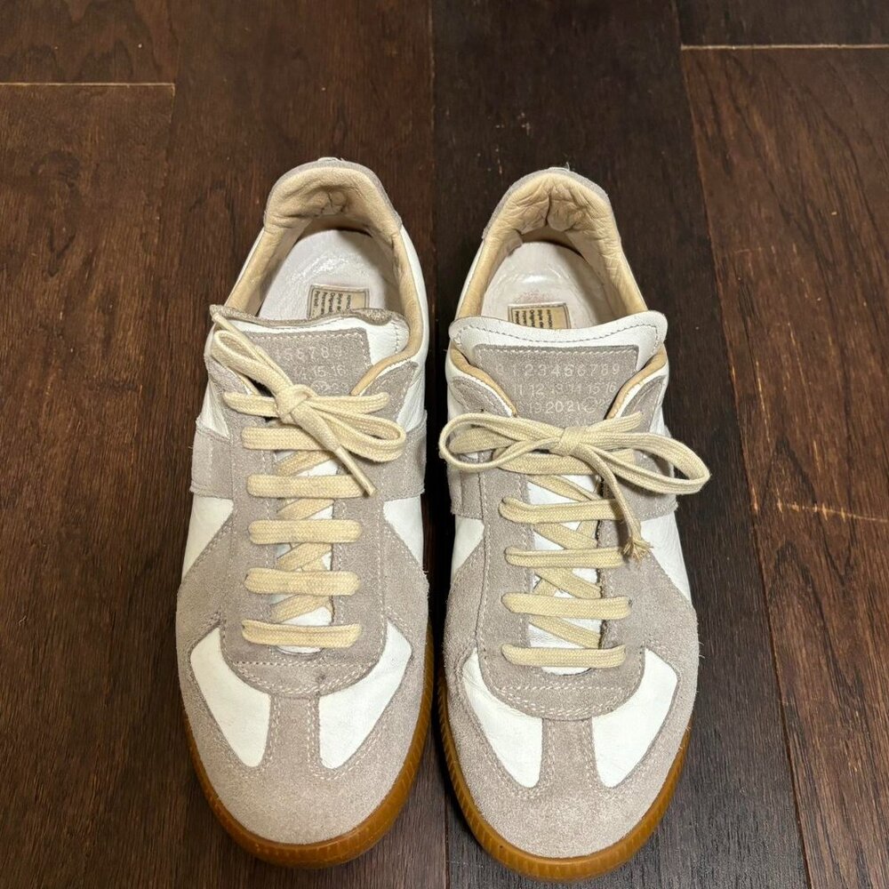 Maison Margiela Women's White and Grey Trainers